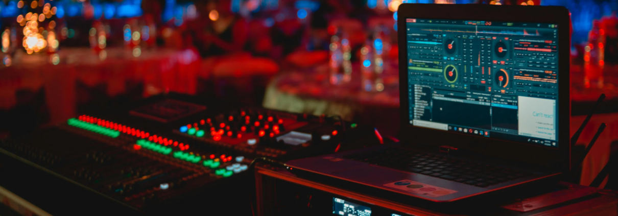 How to Create a Visual Experience to Elevate Your DJ Set